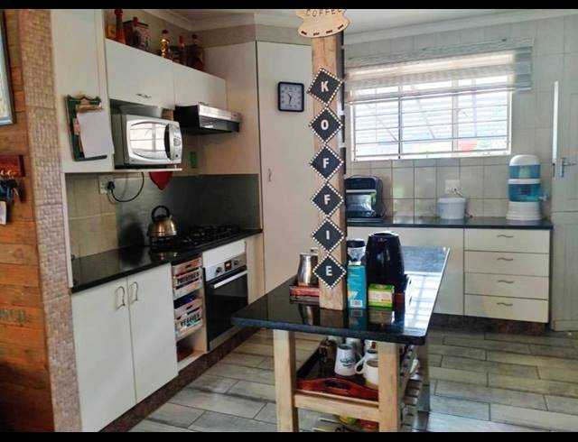 3 BEDROOM HOUSE FOR SALE IN BRACKENDOWNS